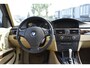 BMW 3-Serie Touring 325i Business Line youngtimer