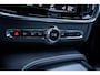 Volvo V90 2.0 T4 R-design I Pano-dak I Harman/Kardon I Trekhaak I Leder I Carplay I 20'' I NL-auto I Dealer-onderhouden