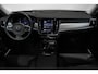 Volvo V90 T6 Automaat Plug-in hybrid AWD Ultra Dark | Panoramadak | Semi elektrische wegklapbare trekhaak | Premium audio by Harman Kardon | 360° parkeercamera | Verwarmbare voorstoelen, achterbank en stuurwiel | Gelamineerde zijruiten | Head-up display |