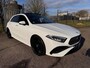 Mercedes-Benz A-klasse A250 4MATIC AMG Line Facelift Panodak 19inch LED Dealeronderh
