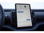 Volvo EX30 428PK Automaat Twin Motor Performance Ultra / 360 graden camera / Pilot assist / Park assist / Panoramadak / Voorstoelen en stuurwiel verwarmd / Elektrisch verstelbare stoelen /