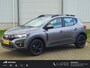 Dacia Sandero Stepway TCe 110 Extreme / Achteruitrijcamera / Dodehoeksensor / Stoelverwarming / Sensoren voor en Achter / Apple Carplay / Android Auto / Navigatie /