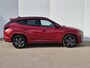 Hyundai Tucson 1.6 T-GDI HEV 230pk N Line Sky Automaat / 1650kg Trekgewicht / Apple Carplay Android Auto / Rondomzicht camera / Glazen schuif- en kanteldak / Adaptief cruise control / Stuur-, en stoelverwarming / stoelverkoeling /