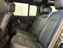 Land Rover Defender 2.0 P400e 110 X-Dynamic HSE | Cold Climate Pack | Elektrische Trekhaak | Schuif/Kanteldak | Dashboard Dark Grey