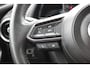 Mazda 2 1.5 Skyactiv-G Luxury , Navi, Apple Carplay, Cruise, PDC, Camera, LKA, HUD, Airco, Stoelverwarming, Stuurverwarming, LMV 16 Inch