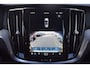 Volvo V60 T6 AWD 350PK Plug-in Hybrid Essential Dark | Camera | Leder | ACC | Blis | Stoelverwarming | Standkachel