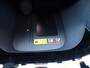 Toyota Yaris Cross 1.5 Hybrid 115 130 Pk Teamplayer ZWART EN DONKER GRIJS MET