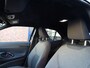 Toyota Yaris Cross 1.5 Hybrid 115 130 Pk Teamplayer ZWART EN DONKER GRIJS MET