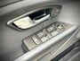 Land Rover Range Rover Evoque 2.0 Si4 Urban Series SE / PANORAMADAK / LEER / NAVI GROOT