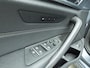 BMW 5-Serie Sedan 540i | High Executive | M Sport | Dealer onderhoud | Trekhaak | Parking Assistant Plus | Comfort Acces | 19'' LMV