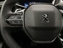 Peugeot 2008 SUV Allure Pack 130pk Automaat | Navigatie | Achteruitrijcamera | 3D Cockpit | Climate Control | Adaptieve Cruise Control | Led koplampen | Parkeersensoren | Afwijkende dakkleur | Keyless start | Apple Carplay / Android Auto | Bluetooth | DAB+ radio | Donker getint glas | 17" lichtmetalen velgen |
