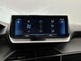 Peugeot 2008 SUV Allure Pack 130pk Automaat | Navigatie | Achteruitrijcamera | 3D Cockpit | Climate Control | Adaptieve Cruise Control | Led koplampen | Parkeersensoren | Afwijkende dakkleur | Keyless start | Apple Carplay / Android Auto | Bluetooth | DAB+ radio | Donker getint glas | 17" lichtmetalen velgen |