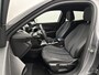 Peugeot 2008 SUV Allure Pack 130pk Automaat | Navigatie | Achteruitrijcamera | 3D Cockpit | Climate Control | Adaptieve Cruise Control | Led koplampen | Parkeersensoren | Afwijkende dakkleur | Keyless start | Apple Carplay / Android Auto | Bluetooth | DAB+ radio | Donker getint glas | 17" lichtmetalen velgen |