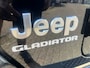 Jeep Gladiator 3.0 V6 AUT 4WD EUR 6 MULT 5 PERS CARGO VAN SOFT / HARDTOP SPECIAL EDITION unieke multi functionele bedrijfauto  opbouw naar eigen wens  , ook als volledig open cario  te rijden met neer geklapte voorruit .   BEZICHTIGING OP AFSPRAAK