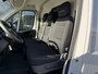 Fiat Ducato 35 2.2D 180PK MultiJet L2H2 | AUTOMAAT | VOORRAAD | BPM VRIJ! | Verzwaarde vering | Luxe tussenwand | Comfort bestuurderstoel | All season banden | Bluetooth | Airco