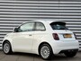 Fiat 500e 24kWh 95pk Icon | Keyless | JBL audio | Navigatie | Stoelverwarming | Achterruitrijcamera