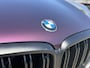 BMW X5 M60i 4.4 V8 TwinTurbo / 531 PK / 23" ALU / Carbon / Individual / M Sport / G05 LCI Facelift  / Mora Purple / xDrive / HK Audio / Elec. Trekhaak