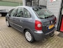 Citroën Xsara Picasso 1.6i-16V Image -CLIMA-CRUISECONTROL-TREKHAAK-ELEK. RAMEN VOOR-ETC.
