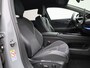 Volkswagen ID.7 Tourer 1st Edition 77 kWh | Navigatie | Apple Carplay | 360 graden camera | Dodehoeksensoren | Travel assist | Sfeerverlichting | LED lampen | Elektrische achterklep | Cilmate control | Stoelverwarming | Trekhaak |