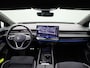 Volkswagen ID.7 Tourer 1st Edition 77 kWh | Navigatie | Apple Carplay | 360 graden camera | Dodehoeksensoren | Travel assist | Sfeerverlichting | LED lampen | Elektrische achterklep | Cilmate control | Stoelverwarming | Trekhaak |