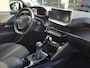 Peugeot 208 ALLURE 1.2 PT-100pk Navigatie | 3D-cockpit | Cruise & Climate | Achteruitrijcamera | KEYLESS entry&start | Parkeerhulp voor&achter| BT&tel.lad | LMV16
