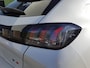 Peugeot 208 ALLURE 1.2 PT-100pk Navigatie | 3D-cockpit | Cruise & Climate | Achteruitrijcamera | KEYLESS entry&start | Parkeerhulp voor&achter| BT&tel.lad | LMV16
