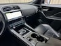 Jaguar F-Pace 3.0 S/C SUPERCHARGED AWD 35t *340PK* 1e Eigenaar / HUD / Meridian Surround / Leder / 22"LMV / Jaguar LED / Keyless / Parelmoer / Org.NL!