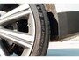 Jaguar F-Pace 3.0 S/C Portfolio AWD 35t *340PK* 1e Eigenaar / HUD / Meridian Surround / Leder / 22"LMV / Jaguar LED / Keyless / Parelmoer / Org.NL!