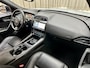 Jaguar F-Pace 3.0 S/C SUPERCHARGED AWD 35t *340PK* 1e Eigenaar / HUD / Meridian Surround / Leder / 22"LMV / Jaguar LED / Keyless / Parelmoer / Org.NL!