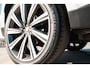 Jaguar F-Pace 3.0 S/C Portfolio AWD 35t *340PK* 1e Eigenaar / HUD / Meridian Surround / Leder / 22"LMV / Jaguar LED / Keyless / Parelmoer / Org.NL!