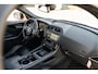 Jaguar F-Pace 3.0 S/C Portfolio AWD 35t *340PK* 1e Eigenaar / HUD / Meridian Surround / Leder / 22"LMV / Jaguar LED / Keyless / Parelmoer / Org.NL!