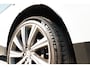Jaguar F-Pace 3.0 S/C Portfolio AWD 35t *340PK* 1e Eigenaar / HUD / Meridian Surround / Leder / 22"LMV / Jaguar LED / Keyless / Parelmoer / Org.NL!