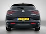 Alfa Romeo Stelvio 2.0 T AWD Sprint | Automaat | Half-Leder | Navigatie | Climate control | Parkeer sensoren | LMV | Xenon | Camera | Lage km stand