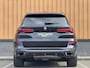 BMW X5 X-DRIVE 3.0D | M Pakket | 22'' lichtmetaal | Luchtvering | Trekhaak | 3500 Kg trekken | Panoramdak Sky Lounge | Bowers & Wilkins | BMW Individual Leder | X Offroad Pack | Alcantara Hemel |