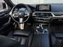 BMW 5-Serie M550i xDrive High Executive I Aut. I 463 PK I Leder I Schuifdak I Carplay