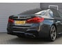 BMW 5-Serie M550i xDrive High Executive I AUT. I 463 PK I LEDER I SCHUIFDAK I CARPLAY