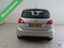 Kia Venga 1.4 CVVT X-ecutive