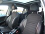 Peugeot 2008 110 Pk Benzine * AUTOMAAT * Hele mooie luxe * Allure * Panoramadak * Navigatie * Automatisch in- en uitparkeersysteem * L.M. Velgen * 1/2 Lederen Interieur * Vingerhoets; Vierde Generatie Eersteklas Service !