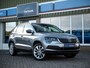 Skoda Karoq 1.5TSi ACT 150pk DSG Style Business | Leer | Navi  & App-Connect | 18" LMV 'Braga' | DAB | LED | ACC | El.achterklep m.sensor | Camera | Keyless | VarioFlex achterstoelen | Canton Audio | Stoel-/stuur- & Voorruitverwarming