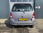 Opel Agila 1.2-16V Essentia
