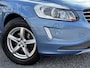 Volvo XC60 2.0 D3 FWD R-Design 1e Eigenaar,Navi,Clima,Trekhaak,Cruise,PDC V+A,D-Riem vervangen 2023,Stoelverwarming,Extra set op Velg,150pk,APK tot 02-2026