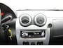 Dacia Sandero 1.2 Lauréate | Airco / Radio / Centrale vergrendeling