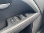 Volvo V70 1.6 T4 Limited Edition AUTOMAAT, Leer, Navi, Schuif/kanteldak, Clima, Stoelvw, CC, PDC v/a/, LM, Afn.Trekh, nw. APK – Inruil Mogelijk –