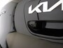 Kia Picanto 1.2 84 pk -Stuurverwarming -Stoelverwarming -Apple CarPlay -Achteruitrijcamera -Navigatie -Lederen Stuur -Climate Control -Getinte Ruiten -Allseason Banden