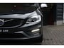 Volvo V60 2.0 T4 Automaat R-Design | Stoelverwarming | Cruise Control | Parkeersensoren achter | Navigatie | Start-stop systeem