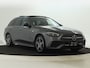 Mercedes-Benz C-klasse Estate 300 e Business Solution AMG | Trekhaak | Nightpakket | Parkeerpakket met 360°-camera | KEYLESS GO-comfortpakket | Antidiefstalpakket GUARD 360° Plus | Memorypakket | EASY PACK achterklep |