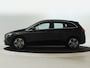 Mercedes-Benz B-klasse 250e Face Lift PHEV Luxury | Thermotronic Clima | Stuur - en Stoelverwarming | Parkeersensoren + achtercamera | Electr. Achterklep | Comfort voorstoelen Inclusief 24 maanden MB Certified garantie voor Europa.