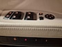 BMW 7-Serie 750i High Executive - Softclose - Memorystoelen - Schuifdak - NL Auto