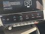 Peugeot 308 SW 1.2 Hybrid 136 e-DCS6 Allure | Achterbank in 3 delen neerklapbaar met skiluik | Achteruitrijcamera | Apple Carplay/Android Auto|telefoonintegratie premium | Achterbank in 3 delen neerklapbaar met skiluik | Achteruitrijcamera | Apple Carplay/Android Auto|telefoonintegratie premium