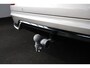 Volvo XC60 T6 Recharge AWD Ultimate Dark - Luchtvering - Panorama/schuifdak - IntelliSafe Assist & Surround - 360º Camera - Bowers & Wilkins audio - Verwarmde voorstoelen, stuur & achterbank - Parkeersensoren voor & achter - Elektr. bedienb. voorstoelen met geheugen - Draadloze tel. lader - Head up display - Elektr. inklapbare trekhaak - 20' LMV
